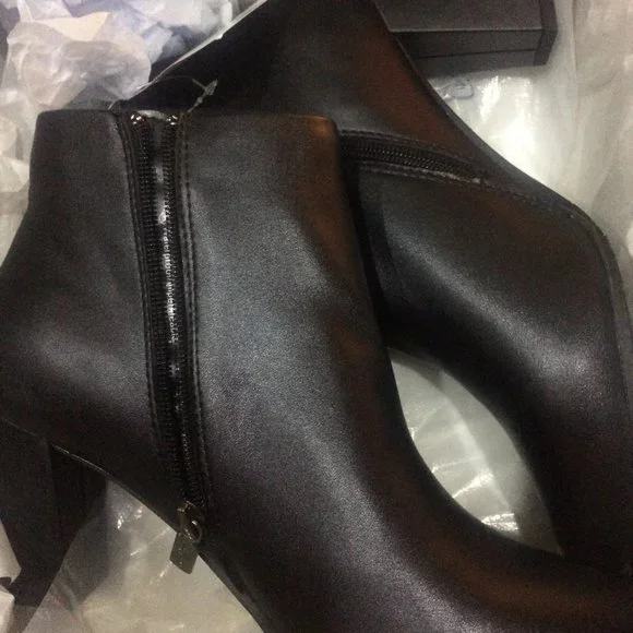 Aqua College Women's Taylor Waterproof Booties - Picture 4 of 6